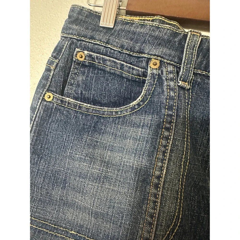 Levis Jeans Womens Medium Wash Denim Mini Skirt Size 5 Patch Pockets Stretch